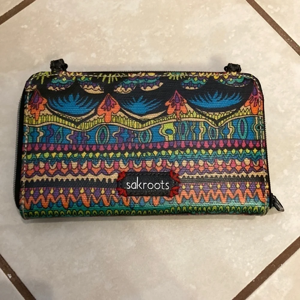 Sakroots Wallet - Picture 12 of 12